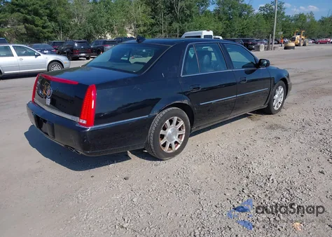 2010 Cadillac Dts Livery z USA, uszkodzony, nr VIN 1G6KR5EY7AU126587